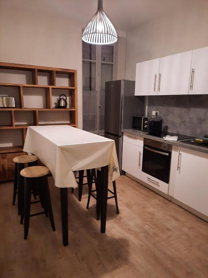 Appartement Jean Paul Sarthe Chalon-sur-Saône Exterior foto